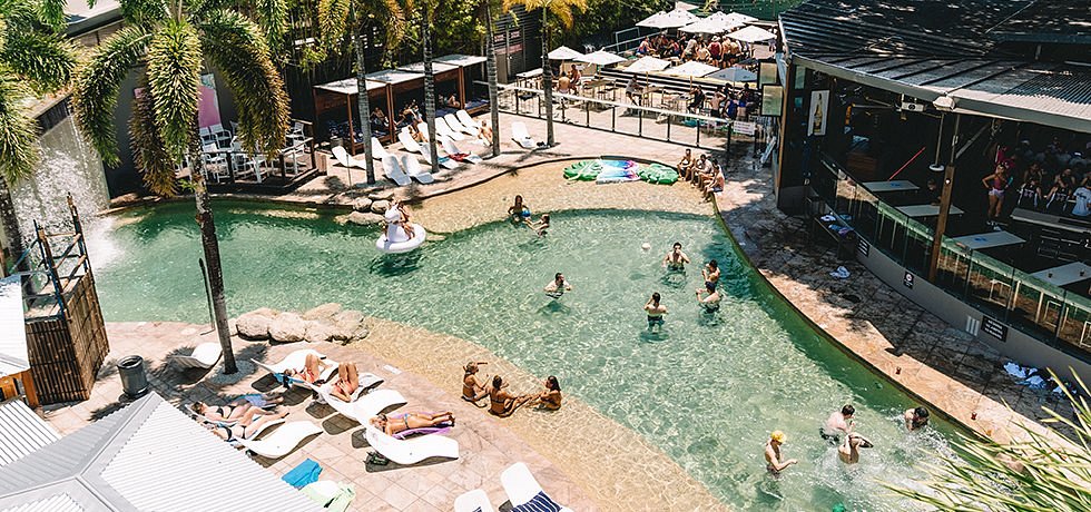 gilligan-s-backpackers